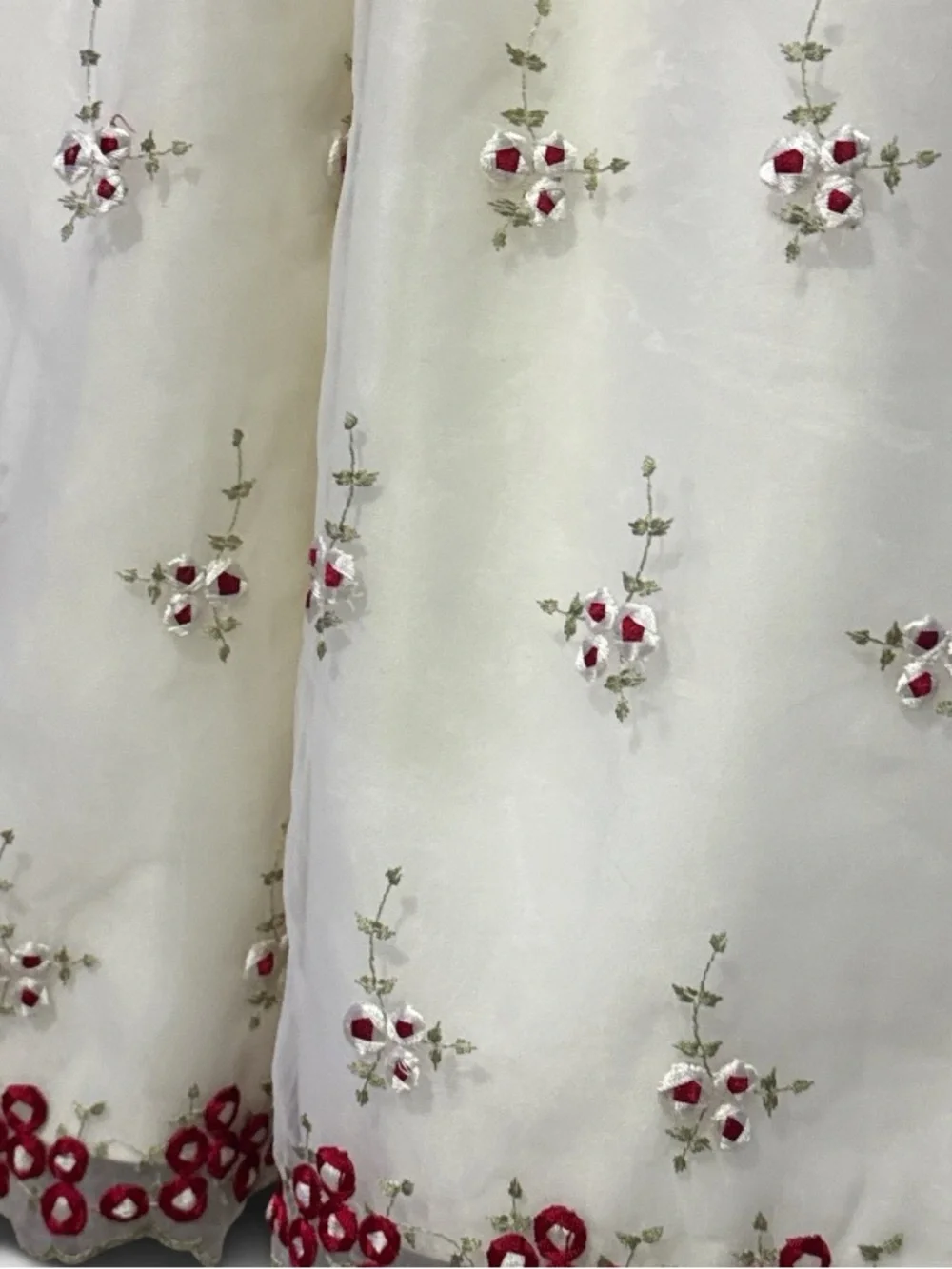 CINDERELLA Vintage Inspired Embroidered Holiday Dress 12 Red/Ivory EUC